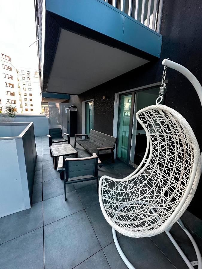 Apartament Vip Wola วอร์ซอ ภายนอก รูปภาพ
