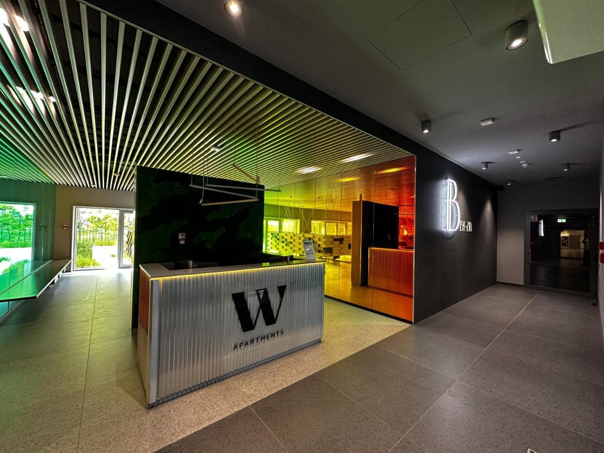 Apartament Vip Wola วอร์ซอ ภายนอก รูปภาพ